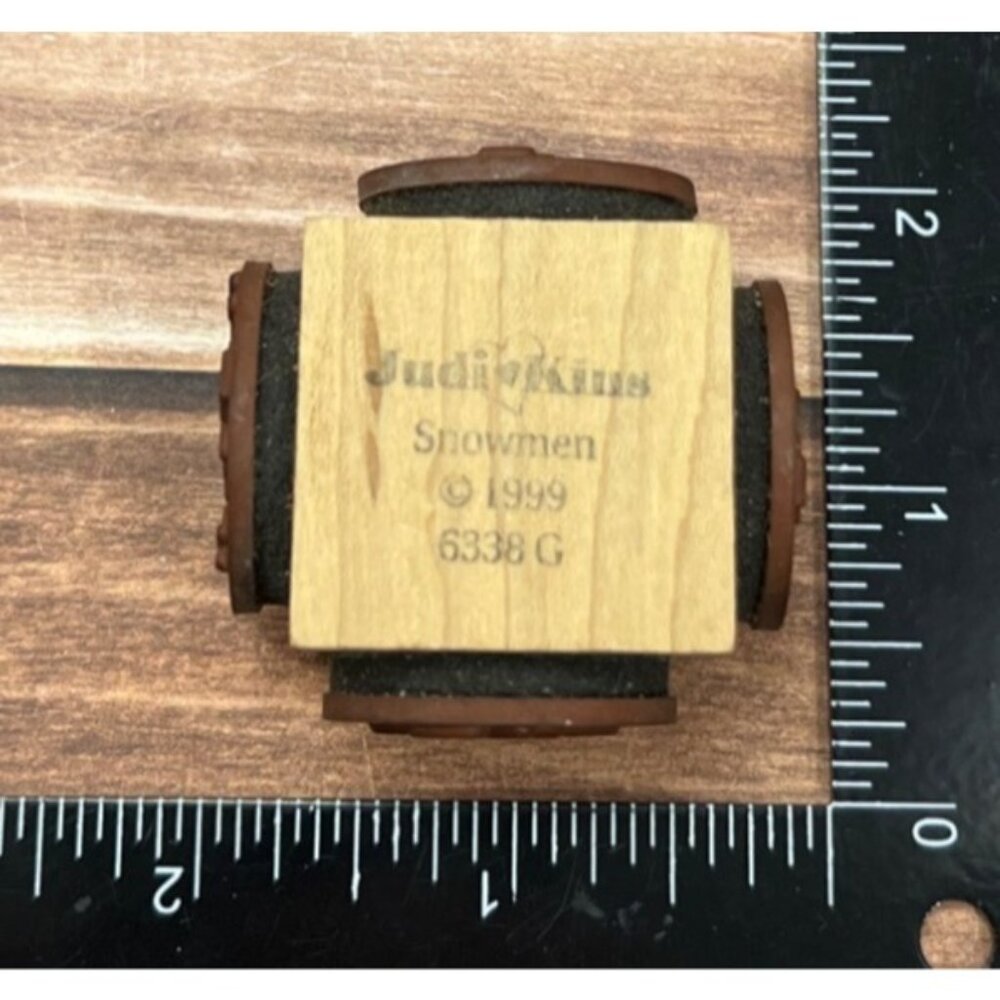 HARD TO FIND 1999 JUDIKINS 6338G 4 SNOWMEN DESIGNS WOOD MOUNT CUBE RUBBER STAMP